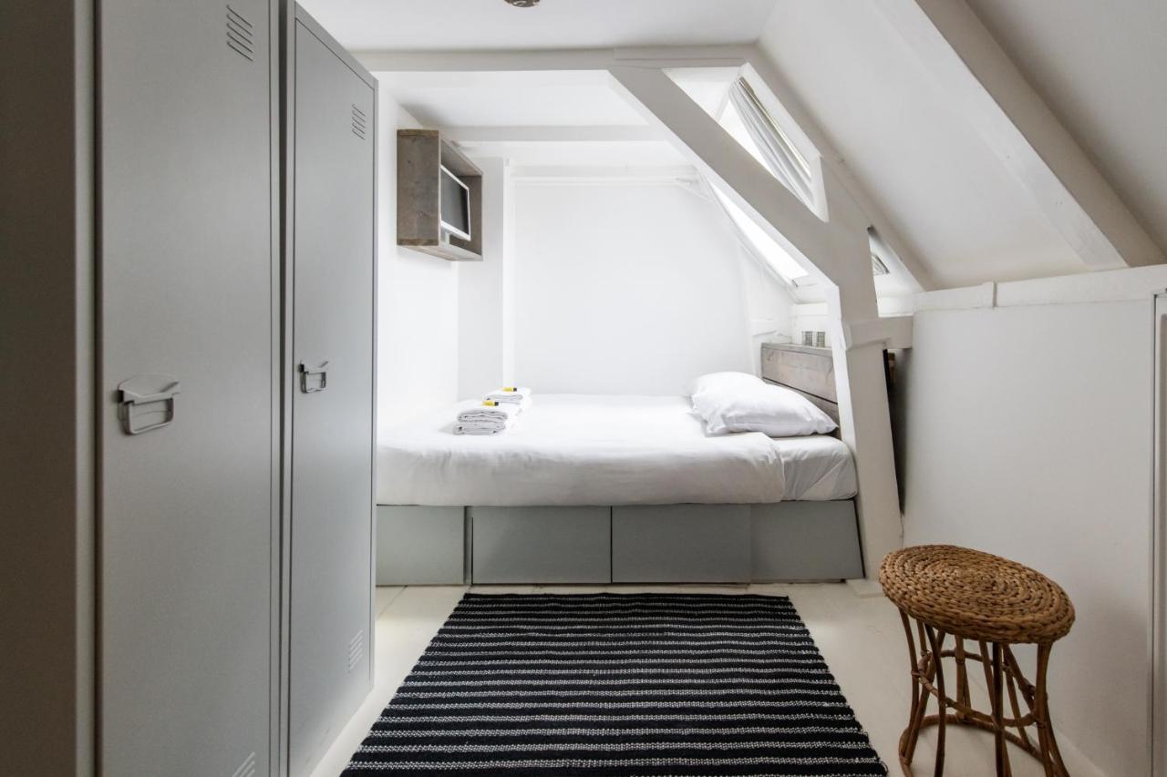 Two Bedroom Apartment In Historic Canalhouse From 1618 - City Centre Amsterdam Dış mekan fotoğraf